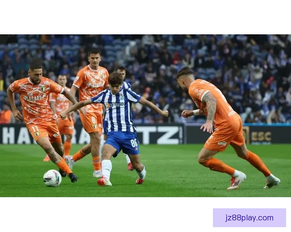 波尔图战平法马利康阿尔贝托科斯塔破门皮涅罗顽强扳平比分激战收场